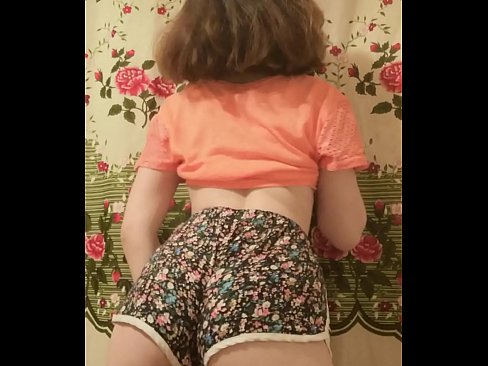 ❤️ 섹시한 젊은 아기 스트립 떨어져서 그녀의 반바지 에 카메라 ❤❌ 홈메이드 포르노 ko.pornohdmega.ru에서 ❤